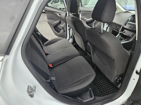 1.5 TDCi Zetec Edition Hatchback 5dr Diesel Manual Euro 6 (s/s) (120 ps)