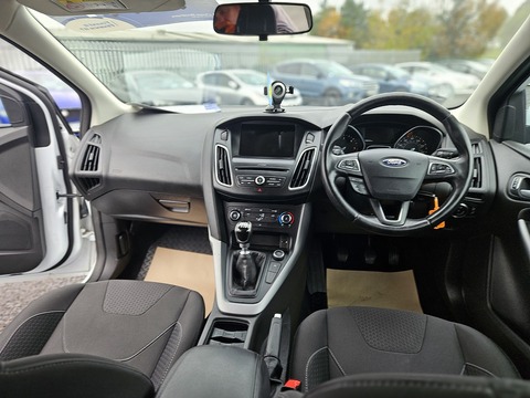 1.5 TDCi Zetec Edition Hatchback 5dr Diesel Manual Euro 6 (s/s) (120 ps)