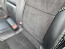 Volvo V40 2.0 T2 R-Design Hatchback 5dr Petrol Manual Euro 6 (s/s) (122 ps) 