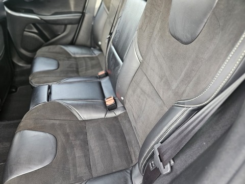 2.0 T2 R-Design Hatchback 5dr Petrol Manual Euro 6 (s/s) (122 ps)