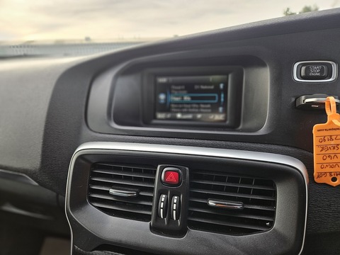 2.0 T2 R-Design Hatchback 5dr Petrol Manual Euro 6 (s/s) (122 ps)