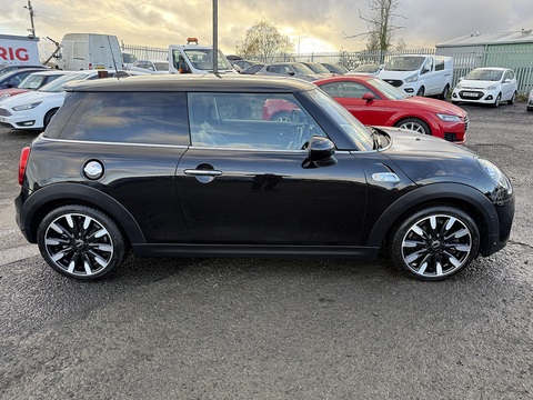 2.0 Cooper S Exclusive Hatchback 3dr Petrol Manual Euro 6 (s/s) (192 ps)