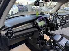 MINI Hatch Cooper S Exclusive 