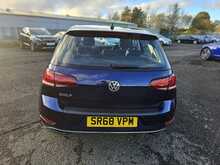 Volkswagen Golf TSI EVO SE Nav 