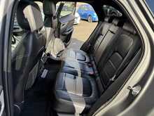 Jaguar F-PACE D180 R-Sport 