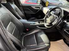 Jaguar F-PACE D180 R-Sport 