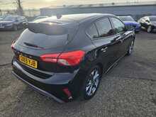Ford Focus T EcoBoost ST-Line 