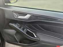 Ford Focus T EcoBoost ST-Line 