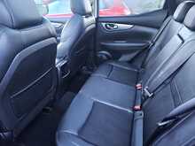 Nissan Qashqai 1.6 dCi Tekna SUV 5dr Diesel Manual Euro 6 (s/s) (130 ps) 