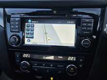 Nissan Qashqai 1.6 dCi Tekna SUV 5dr Diesel Manual Euro 6 (s/s) (130 ps) 