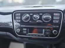 Volkswagen up! 1.0 BlueMotion Tech High up! Hatchback 3dr Petrol Manual Euro 5 (s/s) (75 ps) 