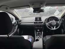 Mazda Mazda3 2.0 SKYACTIV-G Sport Nav Fastback 4dr Petrol Manual Euro 6 (s/s) (121 ps) 