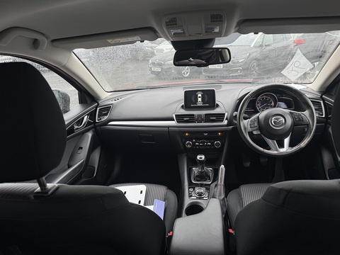 2.0 SKYACTIV-G Sport Nav Fastback 4dr Petrol Manual Euro 6 (s/s) (121 ps)