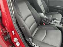 Mazda Mazda3 2.0 SKYACTIV-G Sport Nav Fastback 4dr Petrol Manual Euro 6 (s/s) (121 ps) 