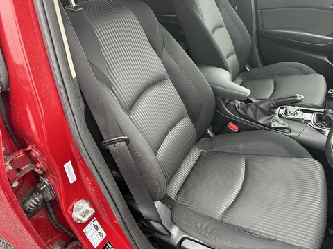 2.0 SKYACTIV-G Sport Nav Fastback 4dr Petrol Manual Euro 6 (s/s) (121 ps)