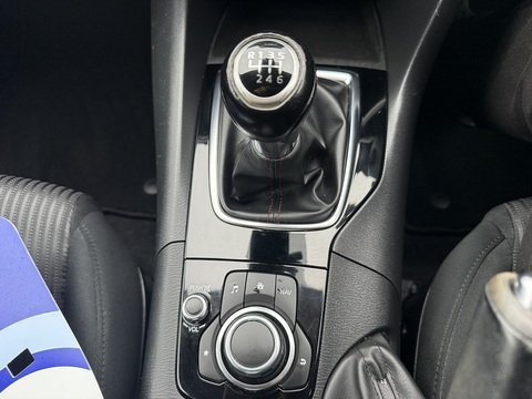 2.0 SKYACTIV-G Sport Nav Fastback 4dr Petrol Manual Euro 6 (s/s) (121 ps)
