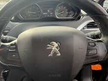 Peugeot 2008 1.6 BlueHDi Allure SUV 5dr Diesel Manual Euro 6 (100 ps) 