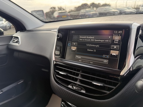 1.6 BlueHDi Allure SUV 5dr Diesel Manual Euro 6 (100 ps)