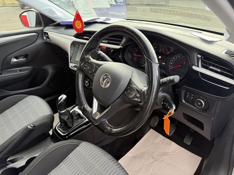 1.2 SE Hatchback 5dr Petrol Manual Euro 6 (75 ps)