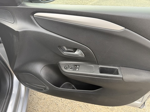 1.2 SE Hatchback 5dr Petrol Manual Euro 6 (75 ps)