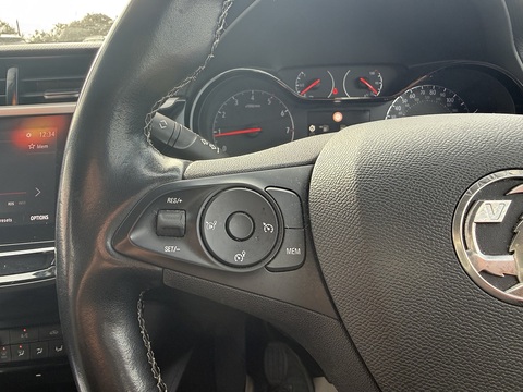 1.2 SE Hatchback 5dr Petrol Manual Euro 6 (75 ps)