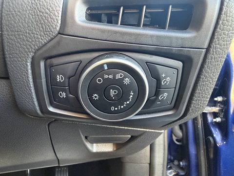 1.0T EcoBoost Titanium Hatchback 5dr Petrol Manual Euro 6 (s/s) (125 ps)