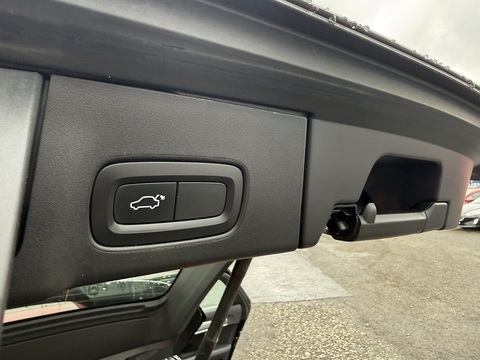 2.0 T4 GPF Momentum Estate 5dr Petrol Auto Euro 6 (s/s) (190 ps)