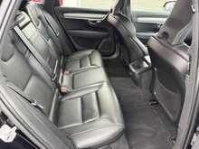 Volvo V90 2.0 T4 GPF Momentum Estate 5dr Petrol Auto Euro 6 (s/s) (190 ps) 