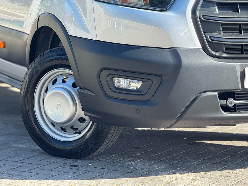 Ford Transit 350 EcoBlue Leader - N95