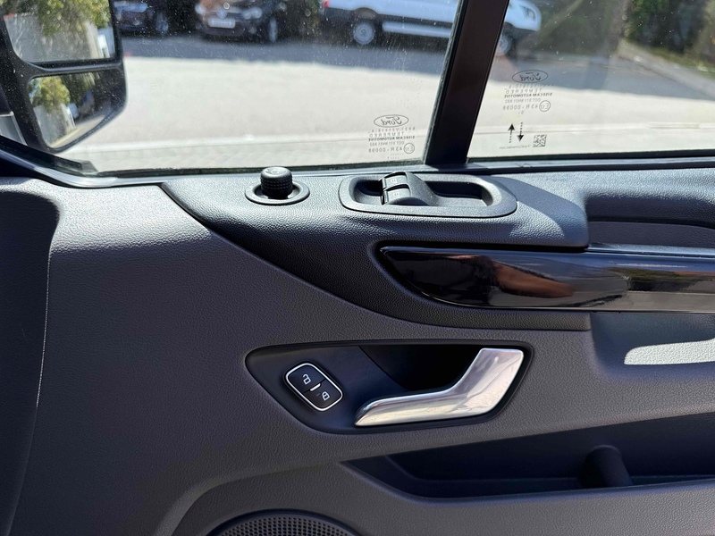 Ford Transit Custom 340 EcoBoost Limited - U1785