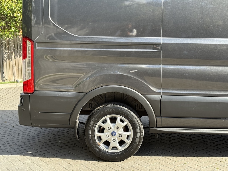 Ford Transit 310 EcoBlue Limited - U1855