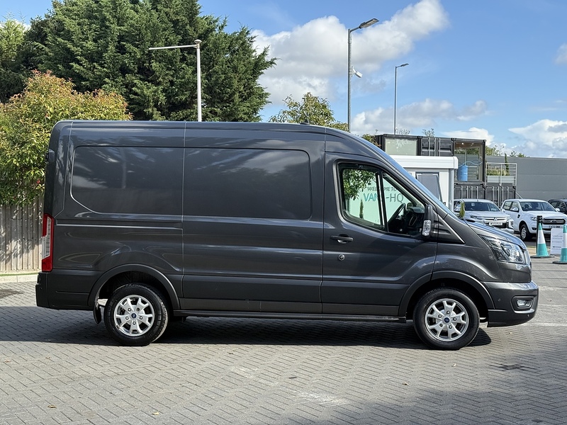 Ford Transit 310 EcoBlue Limited - U1855