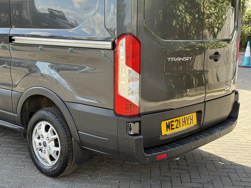 Ford Transit 310 EcoBlue Limited - U1855