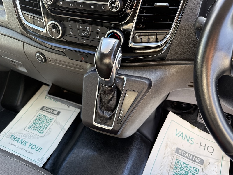 Ford Transit 310 EcoBlue Limited - U1855