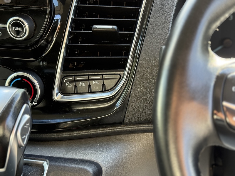 Ford Transit 310 EcoBlue Limited - U1855