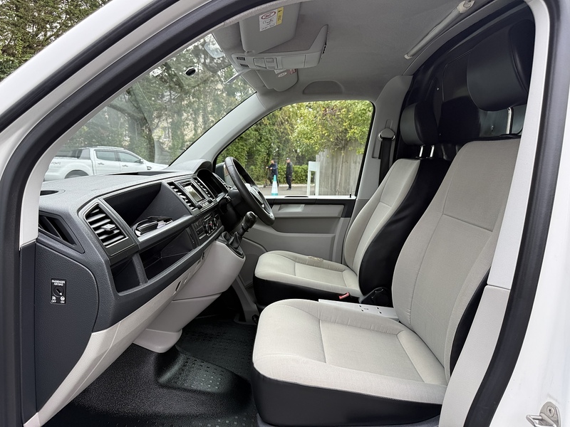 Volkswagen Transporter TDI T32 BlueMotion Tech Startline - U1867