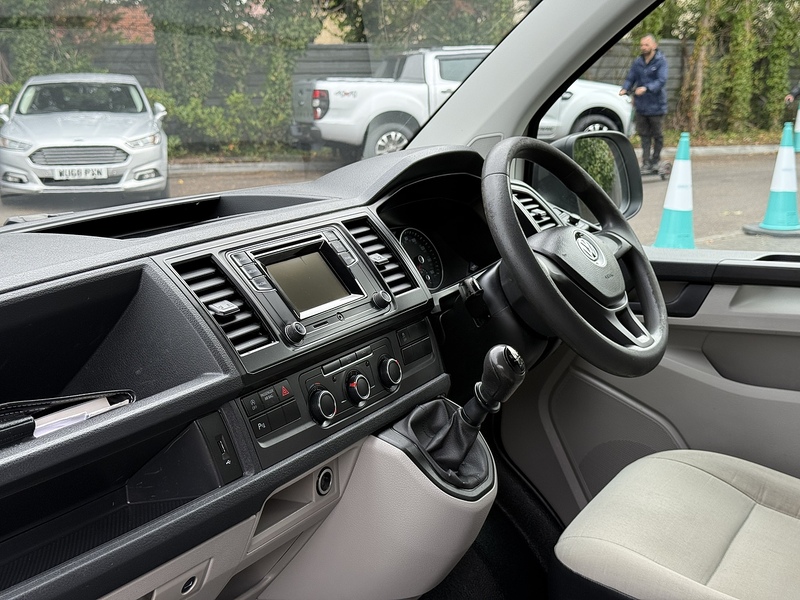 Volkswagen Transporter TDI T32 BlueMotion Tech Startline - U1867