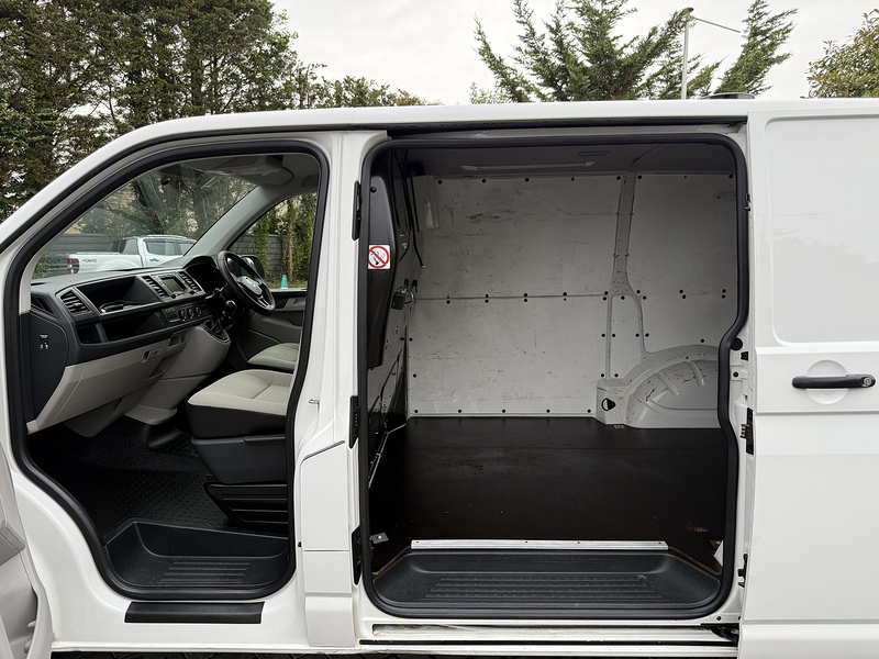 Volkswagen Transporter TDI T32 BlueMotion Tech Startline - U1867