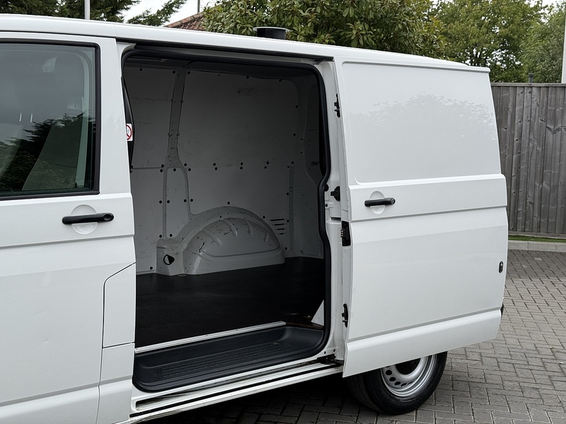 Volkswagen Transporter TDI T32 BlueMotion Tech Startline - U1867