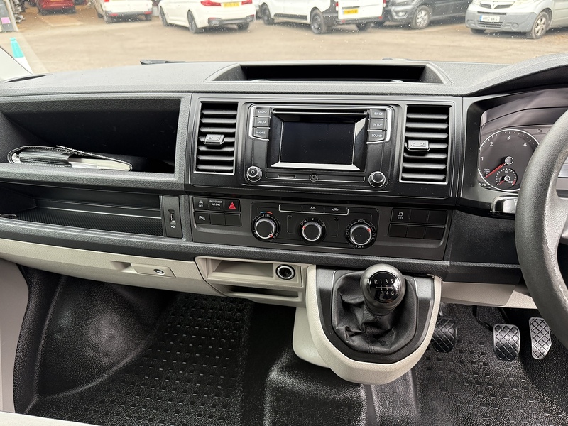 Volkswagen Transporter TDI T32 BlueMotion Tech Startline - U1867