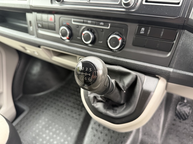 Volkswagen Transporter TDI T32 BlueMotion Tech Startline - U1867