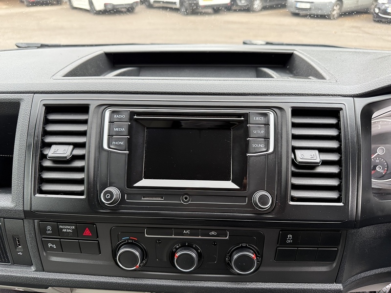 Volkswagen Transporter TDI T32 BlueMotion Tech Startline - U1867