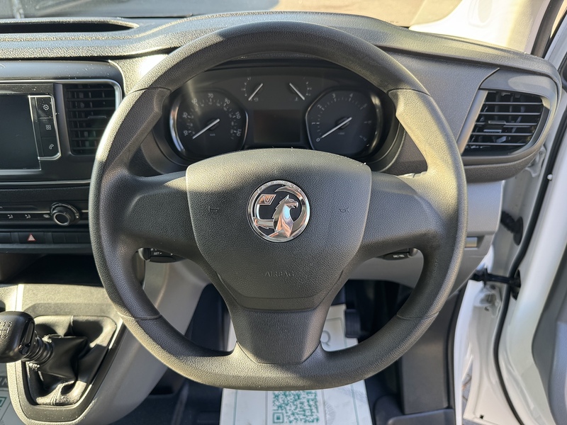 Vauxhall Vivaro Turbo D 2700 Sportive - U1869