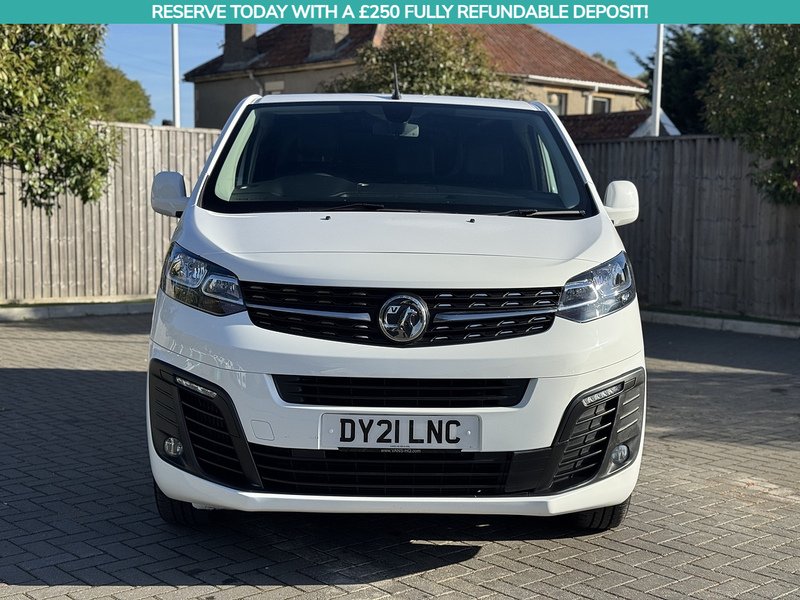 Vauxhall Vivaro Turbo D 2700 Sportive - U1869