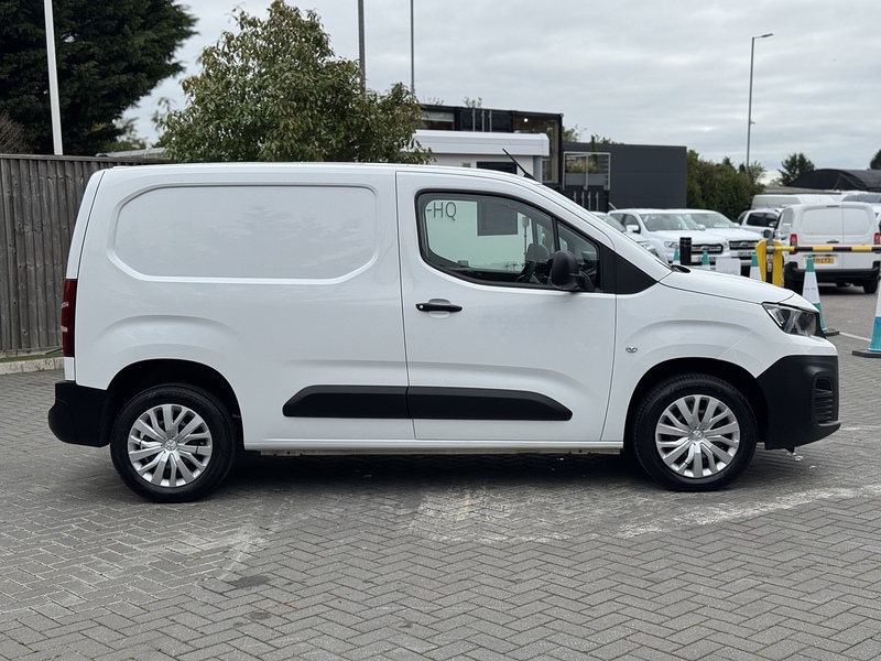 Peugeot Partner BlueHDi 1000 Professional - U1944