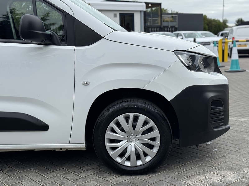 Peugeot Partner BlueHDi 1000 Professional - U1944