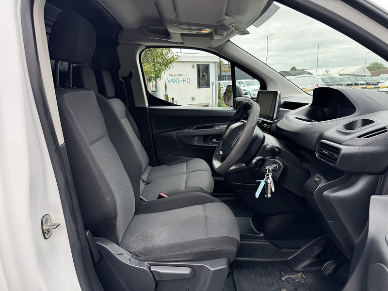 Peugeot Partner BlueHDi 1000 Professional - U1944