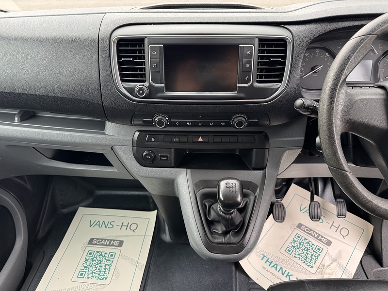 Vauxhall Vivaro Turbo D 3100 Sportive - U1947