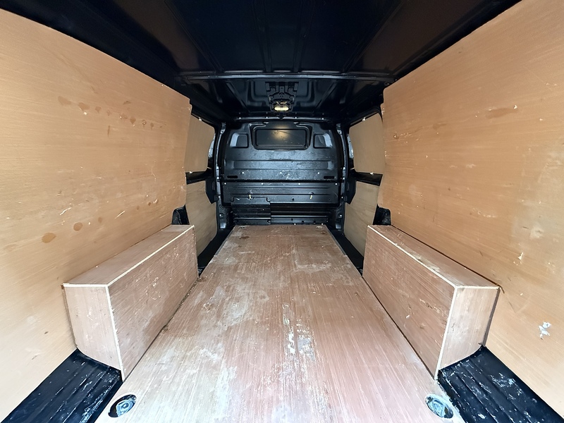 Vauxhall Vivaro Turbo D 3100 Sportive - U1947