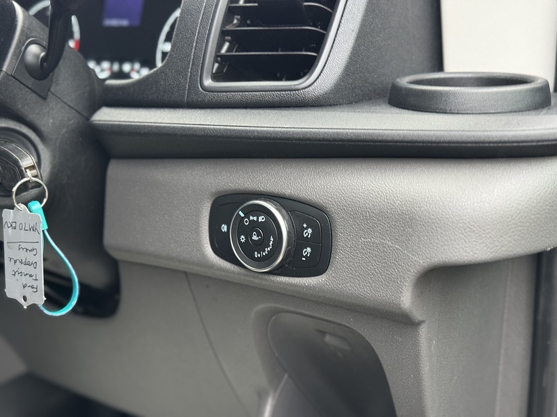 Ford Transit 350 EcoBlue Leader - U1951